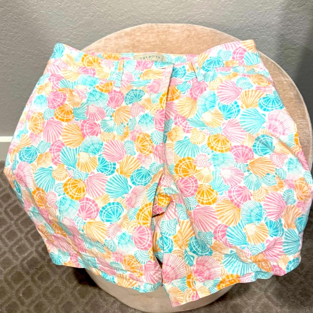 Talbots Multicolor Shell Print Women’s Shorts - Picture 5 of 5